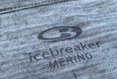 Die Icebreaker Shirts aus Merinowolle sind extrem leicht, schnelltrocknend und halten angenehm warm (Foto: J. Kleinholz).